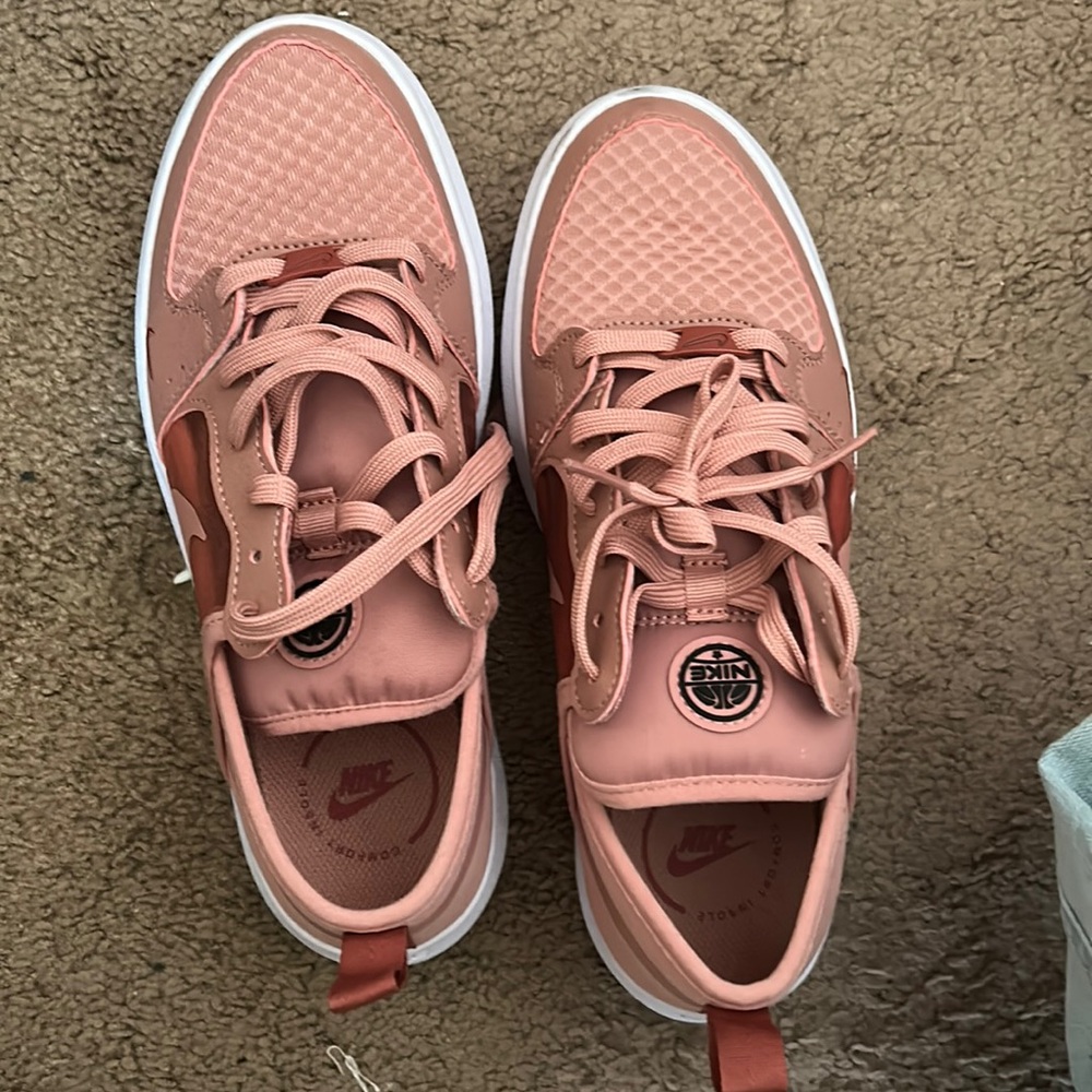 Pink Mesh Platform Nike’s
